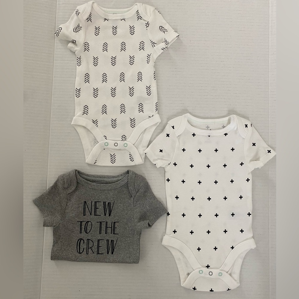 Cloud Island baby short-sleeve bodysuits 0-3M